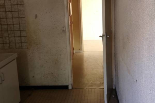 modification-porte-pleine-par-porte-verrière-home-staging-à-evry-par-Samira-Bouhenna-inspire-deco-décoratrice-Paris-75-UFDI-600x400